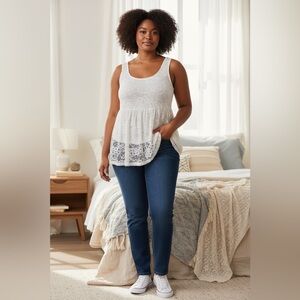 0X•TORRID•SHEER LACE EMPIRE WAIST FLOWY BOHEMIAN TOP